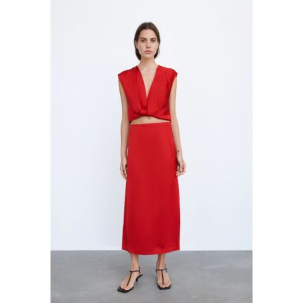 Zara straight midi satin effect skirt Small 7839/419
